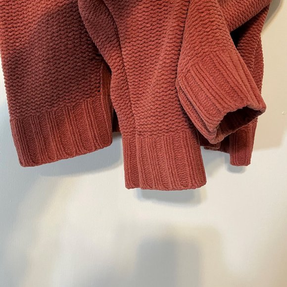 American Eagle Burnt Orange Chunky Chenille Cable Knit Cozy Crew Sweater Size M - Picture 6 of 10